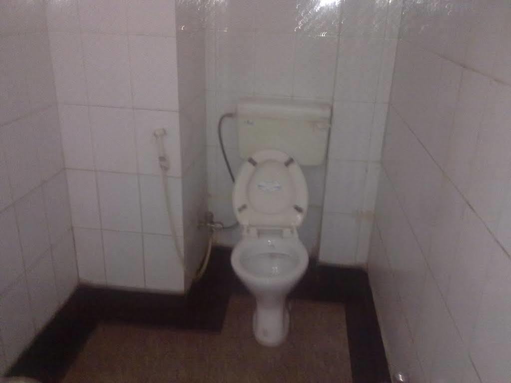 Venus Inn Bhubaneswar Exteriör bild
