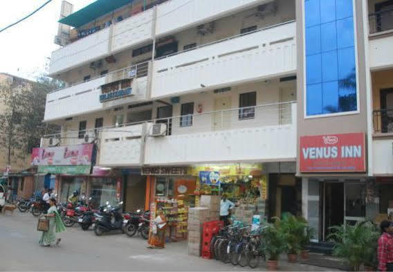 Venus Inn Bhubaneswar Exteriör bild
